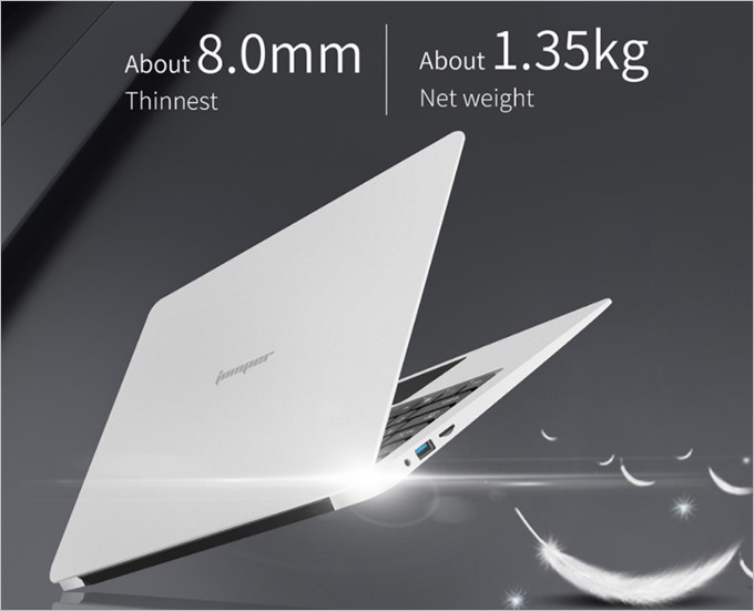 Jumper EZbook 3SEは13.3型クラスで重量は1300gとなかなかの軽量です