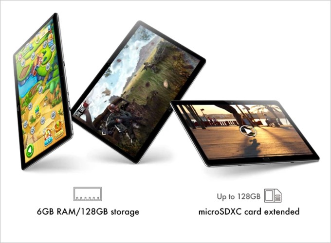 Chuwi CoreBookは128GBの内部ストレージ、外部スロットにMicroSDを挿し込んで最大128GBの増量ができる。