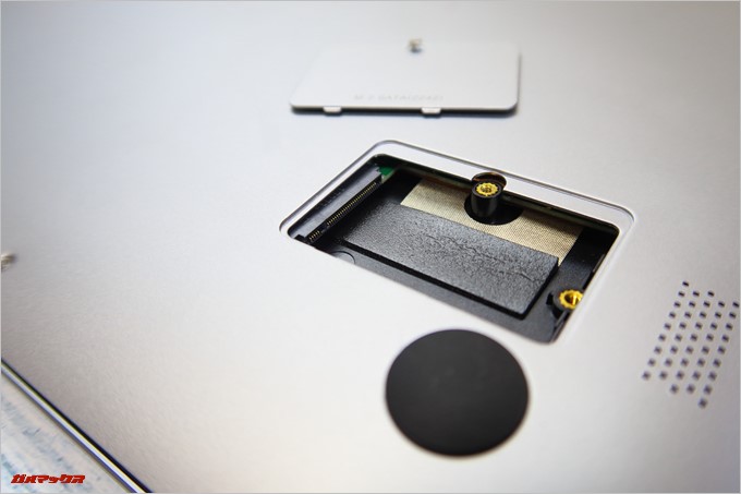 Chuwi LapBook AIRは簡単にSSDを増設出来ます