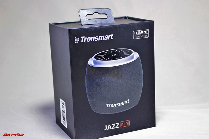 Tronsmart Jazzの外箱は本体写真がプリントされている専用の化粧箱です。