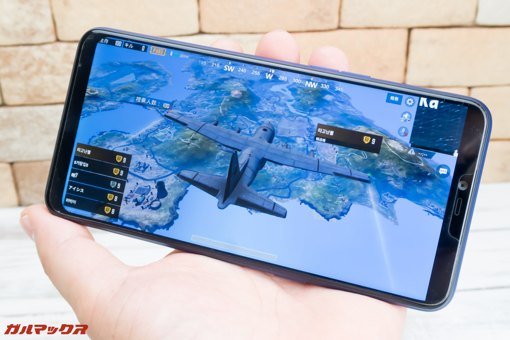 OPPO R15 Neoで描写欠けは無いが動作が鈍いです。