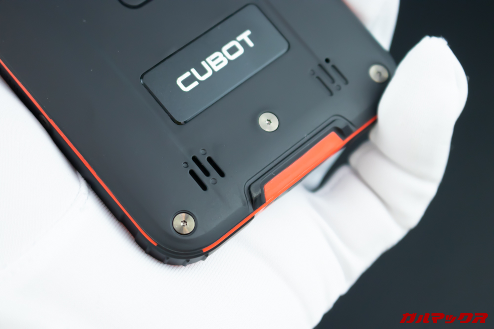 CUBOT Questのスピーカーは背面に備わっています。