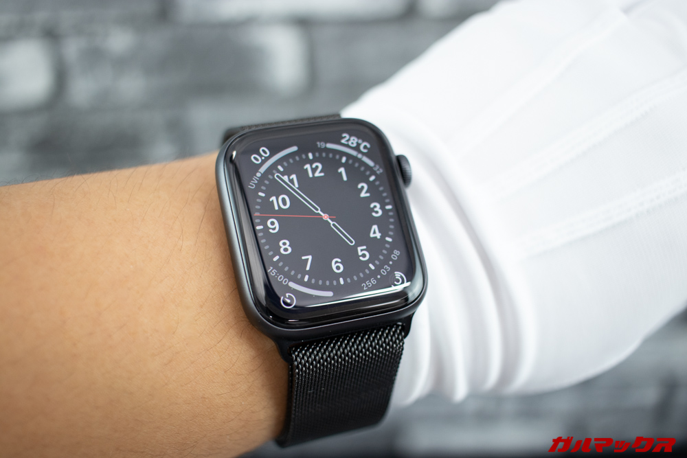 Apple Watch Series 5で通常表示だと秒針が表示される
