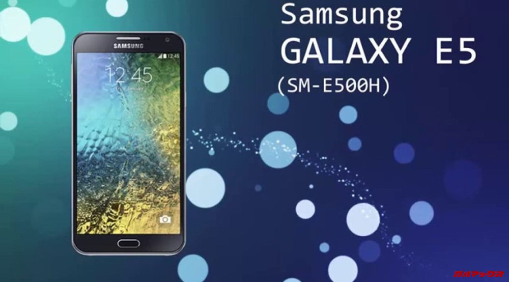 Galaxy E5/メモリ1.5GB