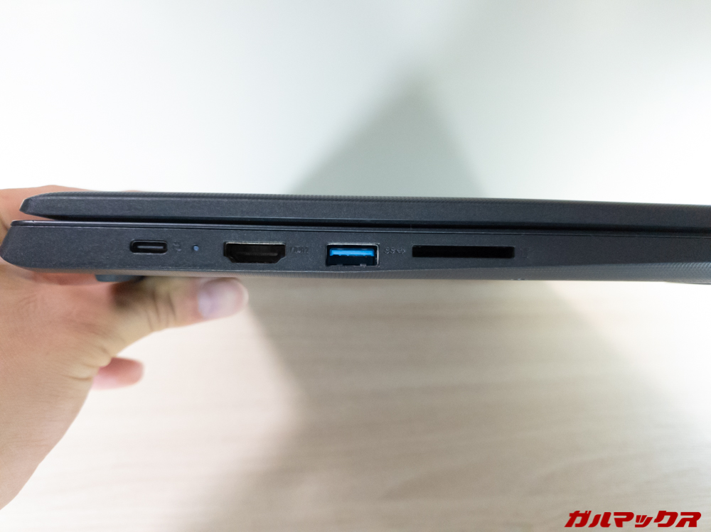 Lenovo Chromebook S330の端子類