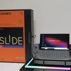 物理キーボード搭載の携帯ゲームPC「AYANEO SLIDE」とミニPC「AYANEO Retro Mini PC」の実機を触ってきた！