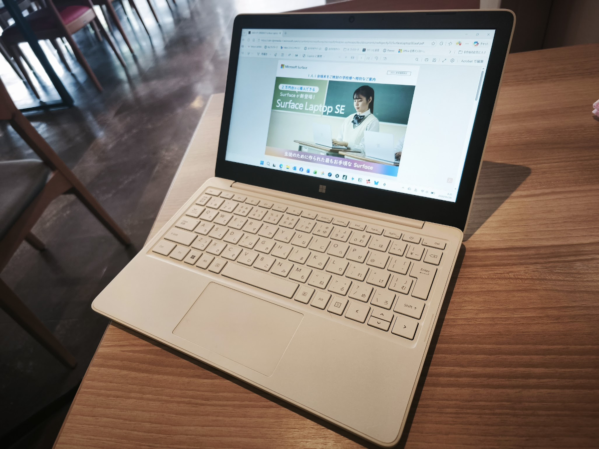 Surface Laptop SE