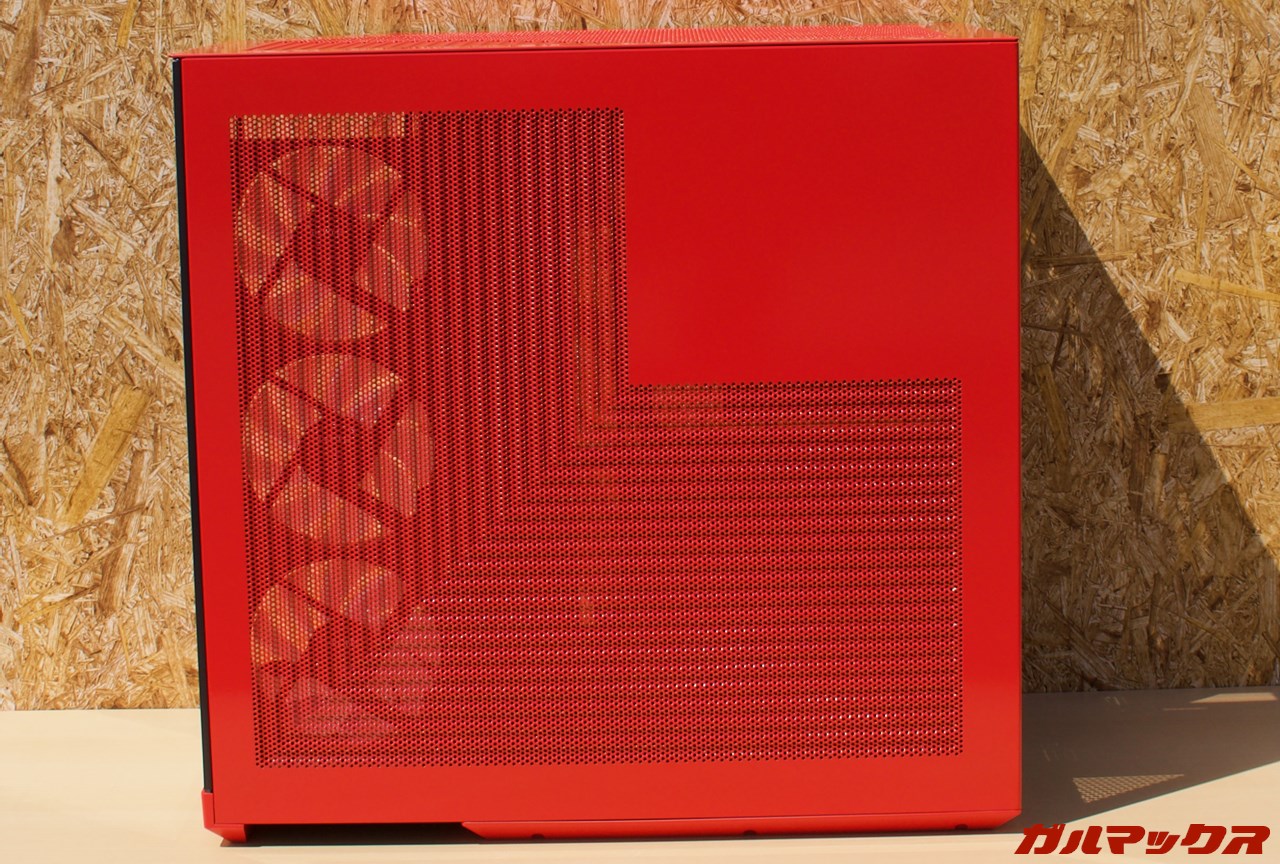 HYTE Y50 RGB